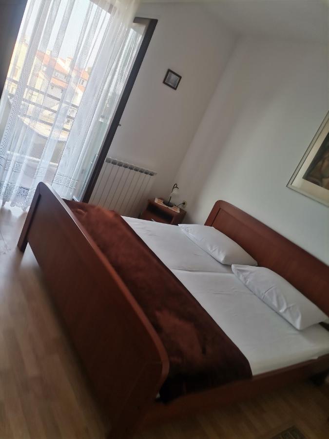 Apartments Petrica Malinska Kültér fotó