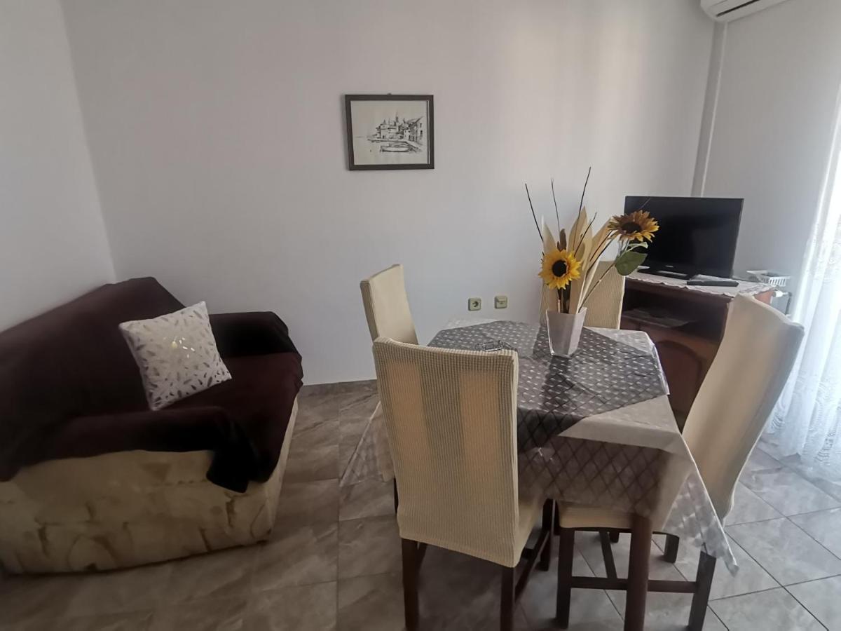 Apartments Petrica Malinska Kültér fotó