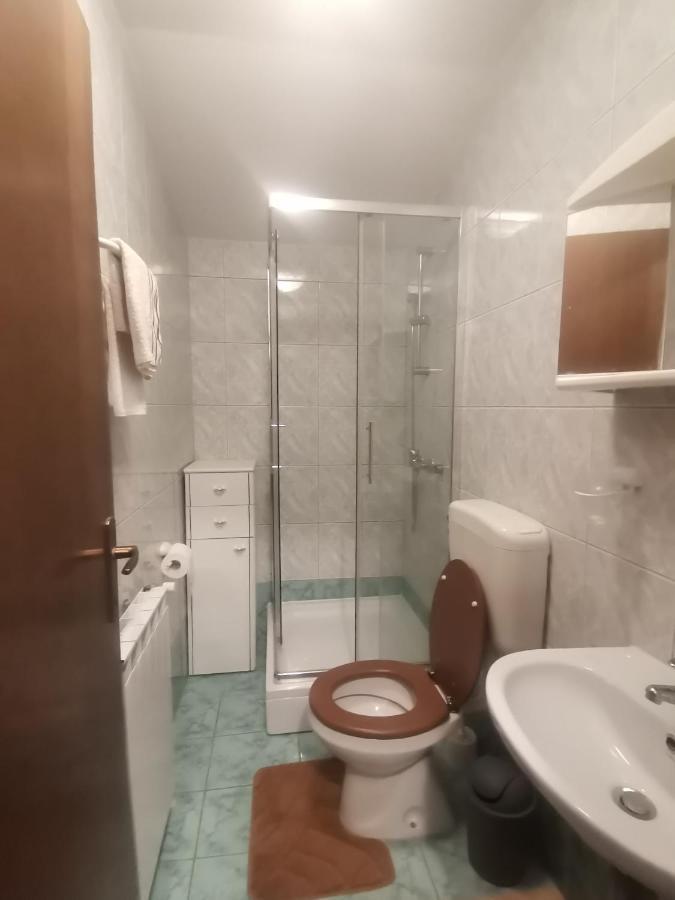 Apartments Petrica Malinska Kültér fotó